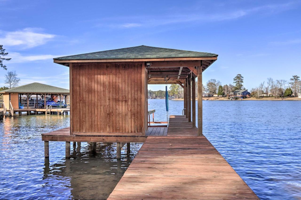 Lakefront Sparta Cottage With Decks And Boat Dock Luaran gambar