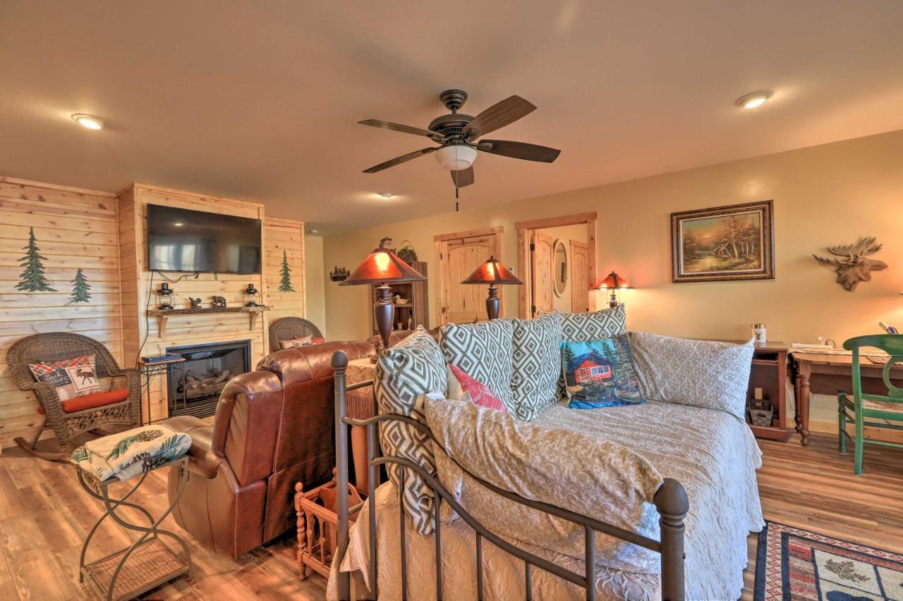 Lakefront Sparta Cottage With Decks And Boat Dock Luaran gambar