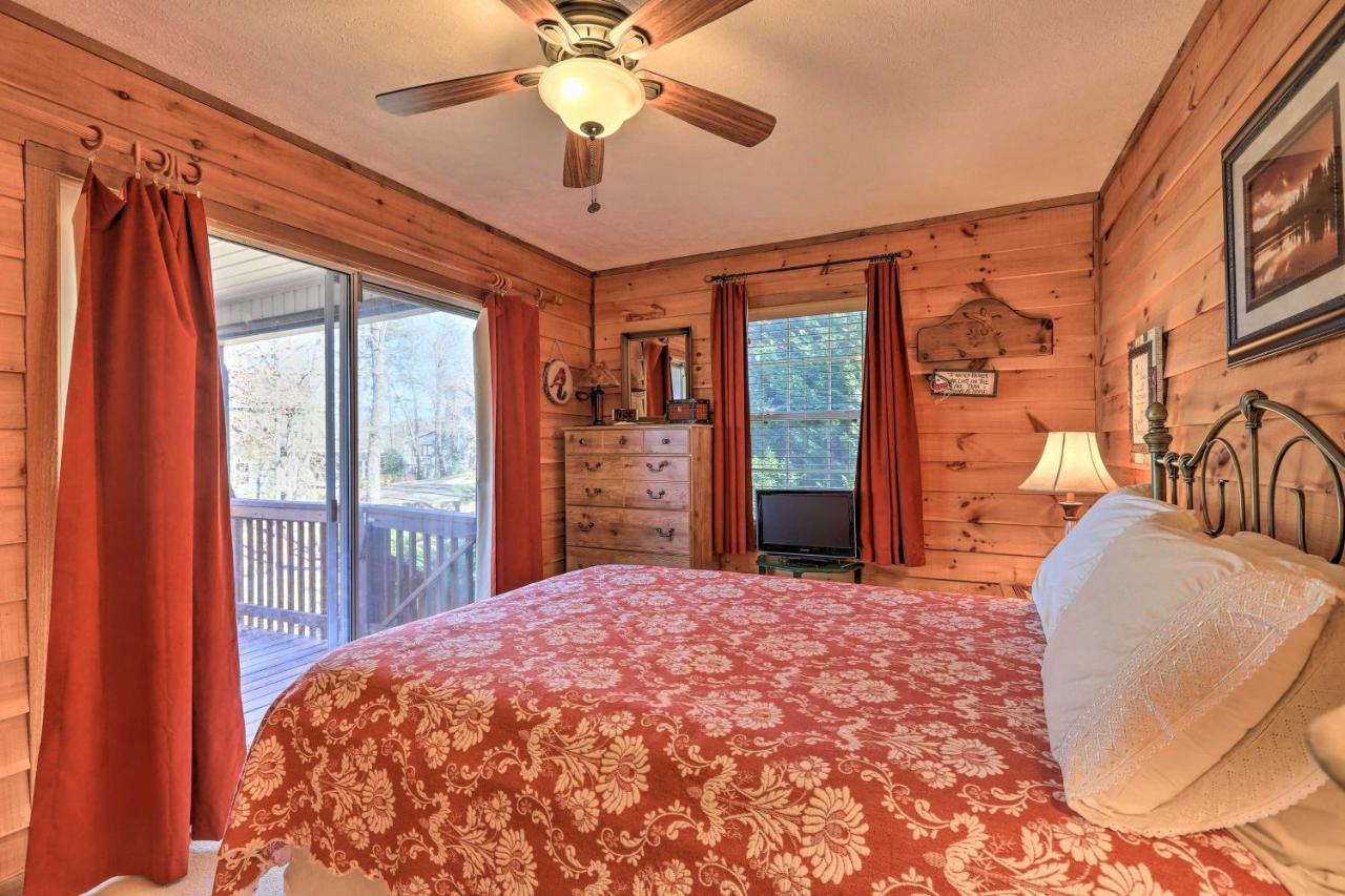 Lakefront Sparta Cottage With Decks And Boat Dock Luaran gambar