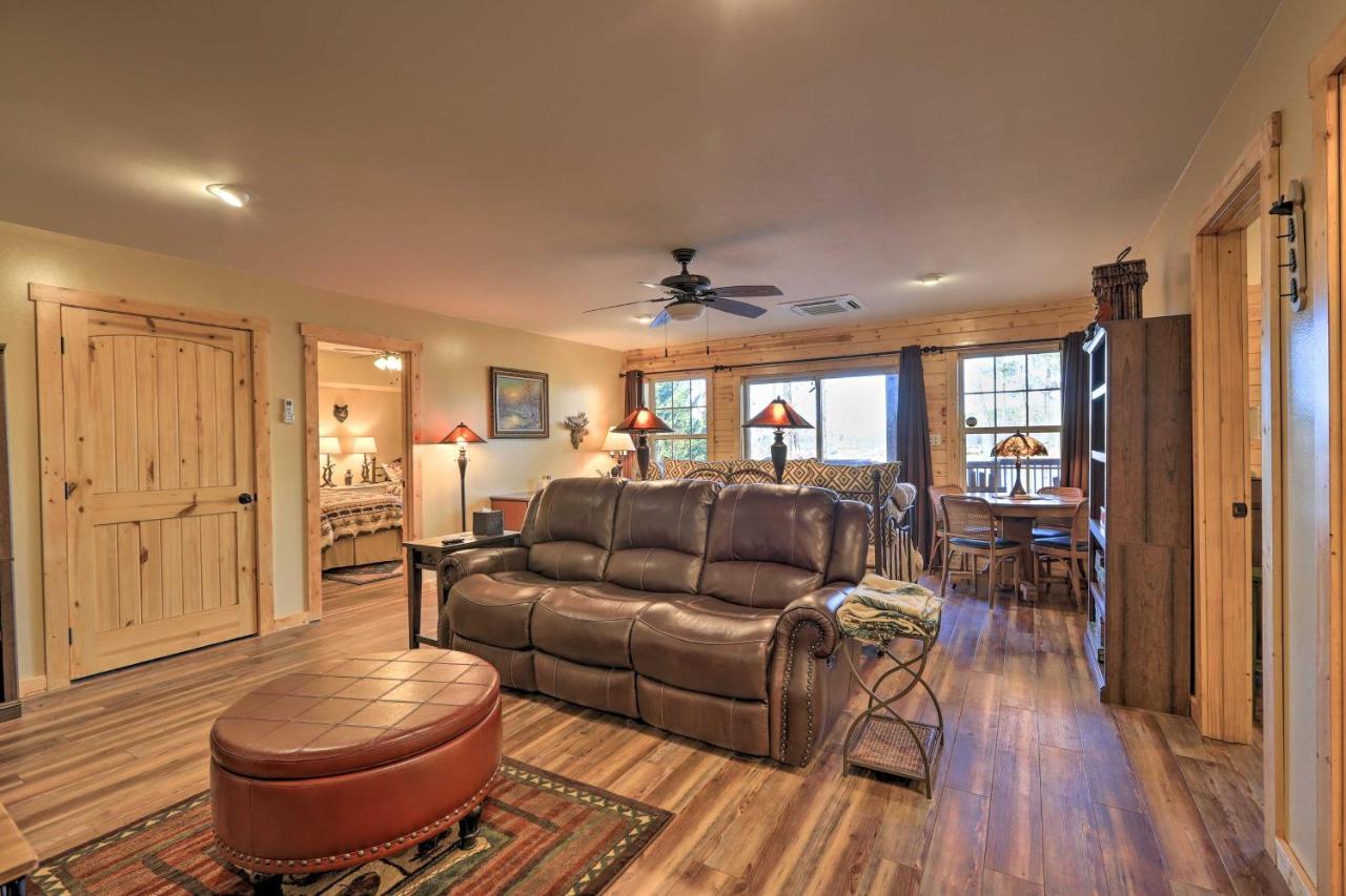 Lakefront Sparta Cottage With Decks And Boat Dock Luaran gambar